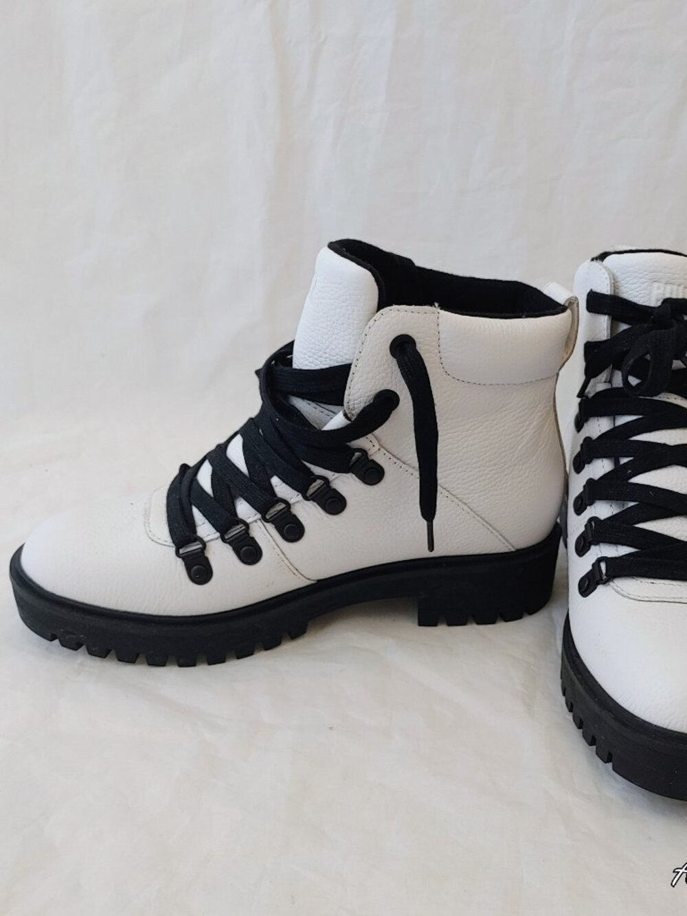 Cougar Nash Leather Waterproof Combat Ankle Boots White Black Size 7 EU 37